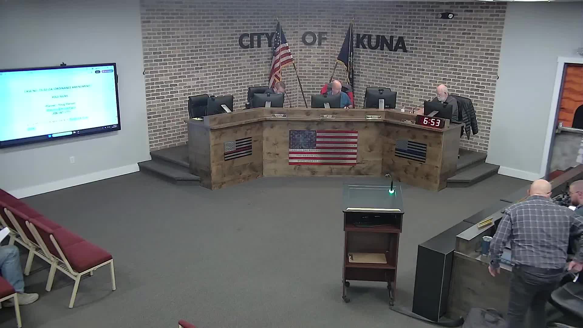 Kuna commission recommends zoning text amendment to restrict pole signs to commercial corridor