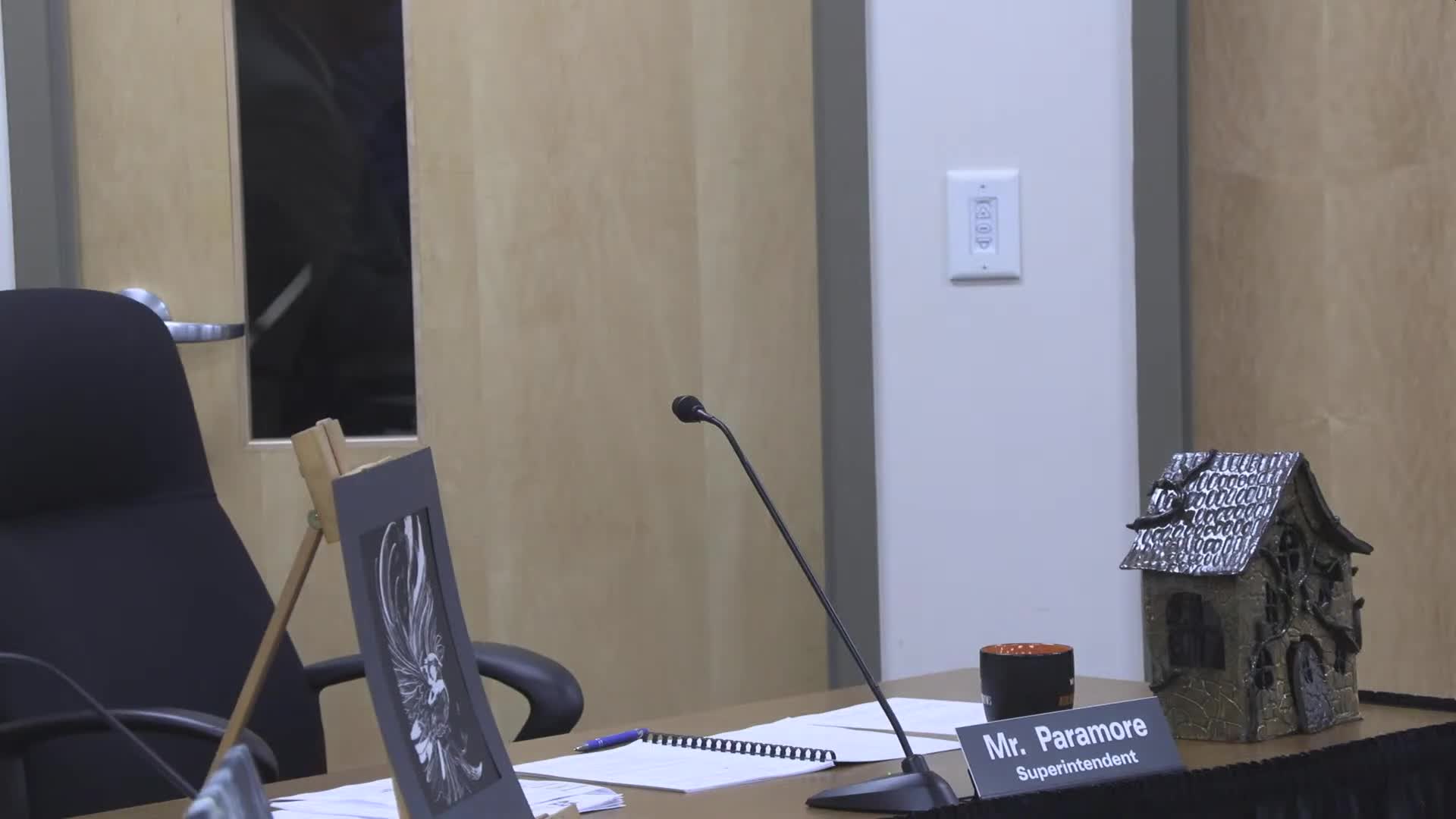 Local pastor praises Lifewise and distributes constitution copies during public comment