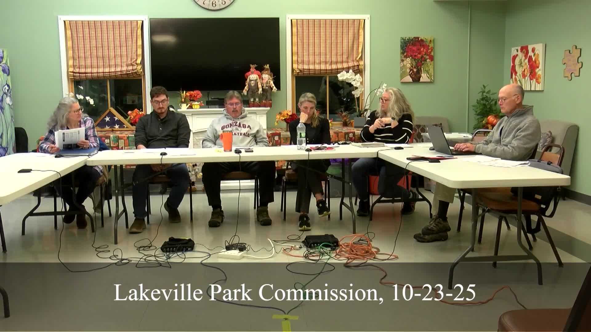 Park commission approves Red Hand Brewing beer sales at Christmas stroll, requires permits and nonalcoholic options