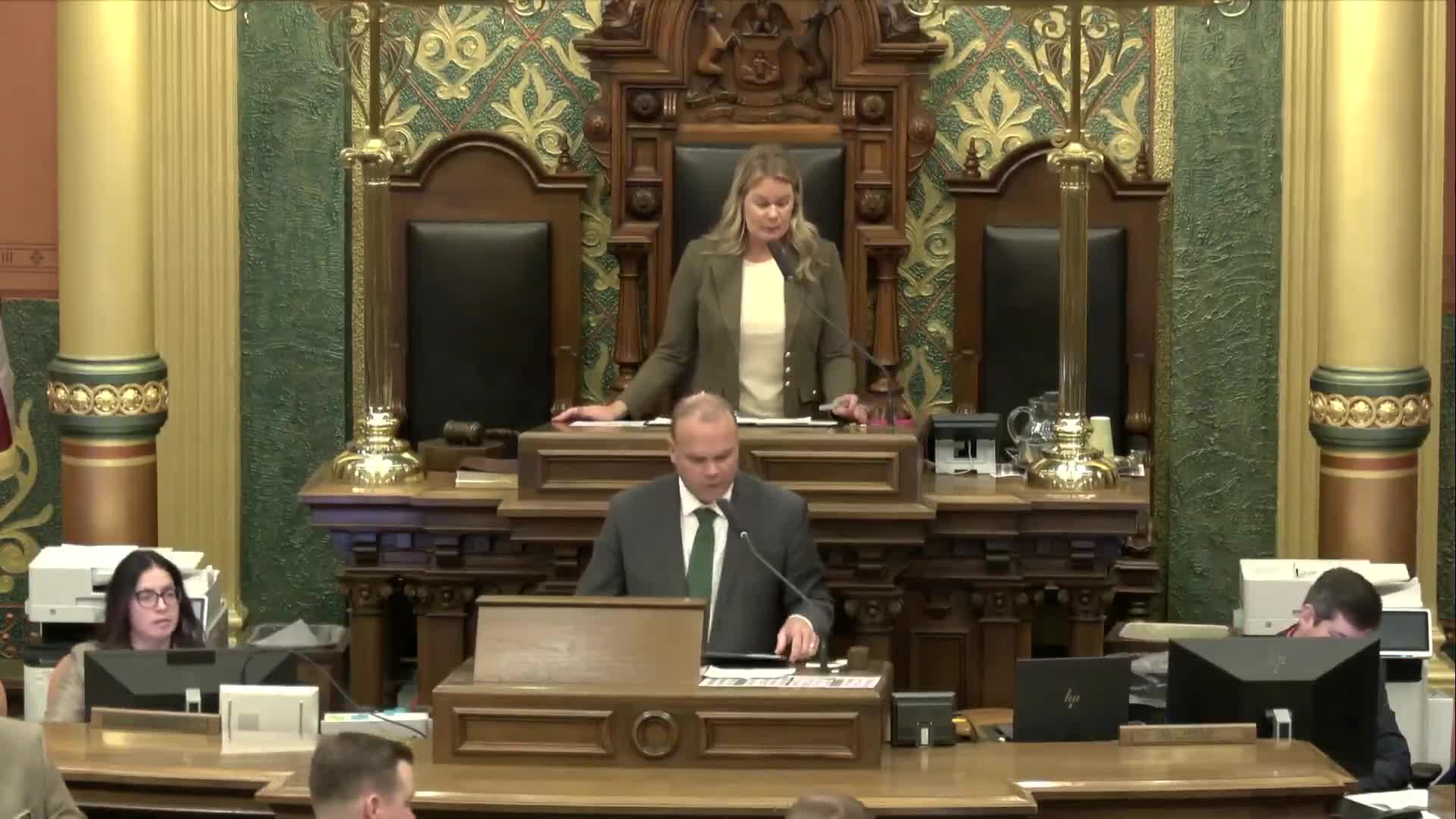 House passes bill exempting trade-ins of portable electronics from use tax