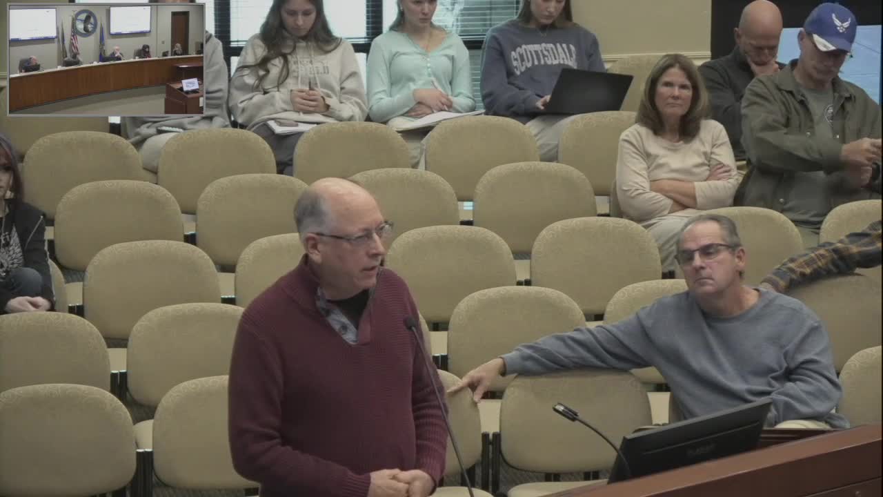 Eagle Police introduce Community Service Officer Scott Pace to council; chief highlights extensive experience