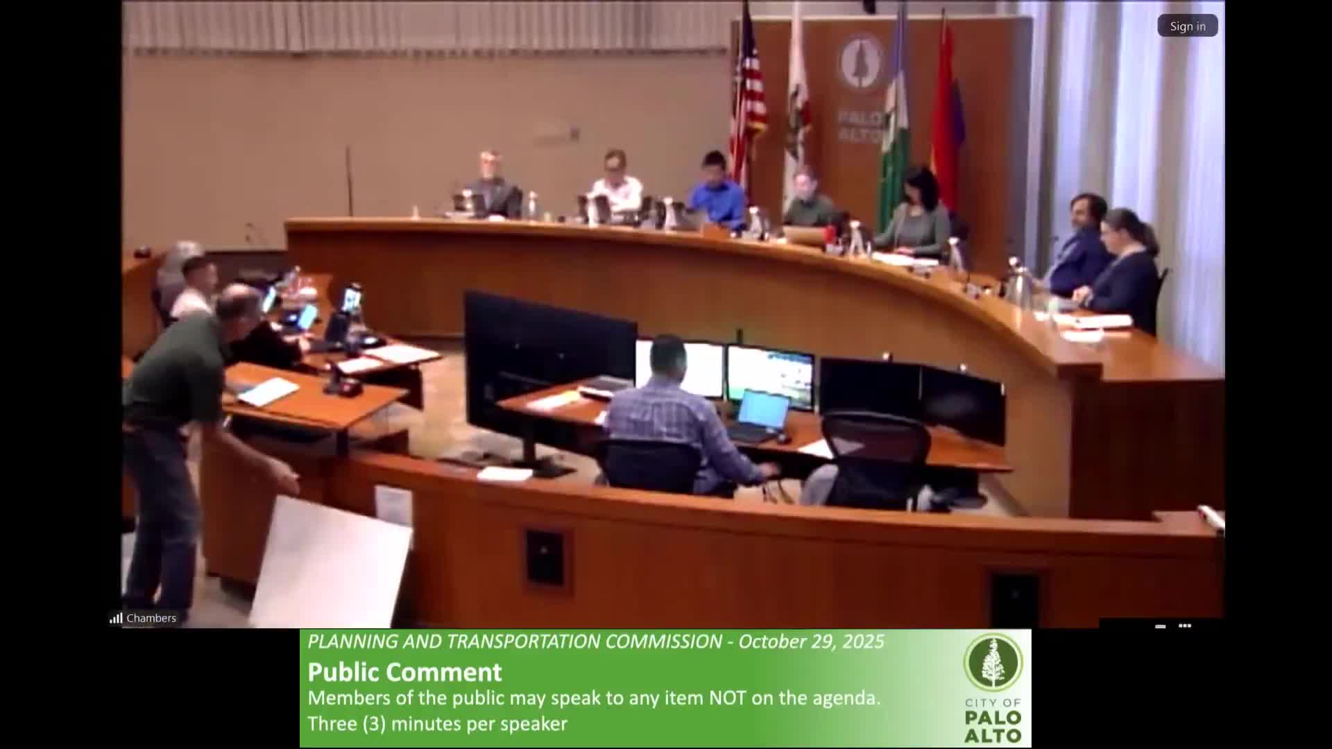 Airport group urges caution on proposed housing site east of U.S. 101 near Gang Road