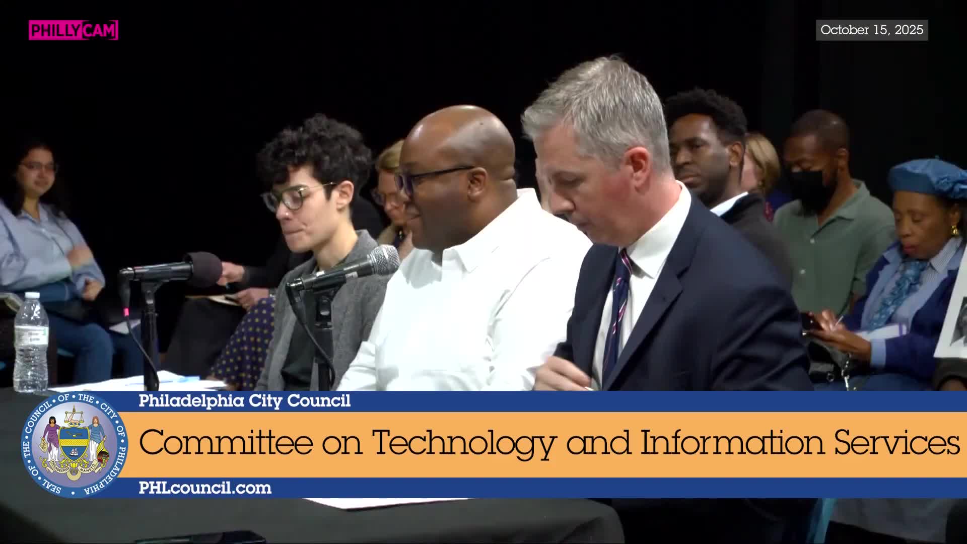 Experts, advocates urge limits, transparency and community control in Philadelphia AI oversight