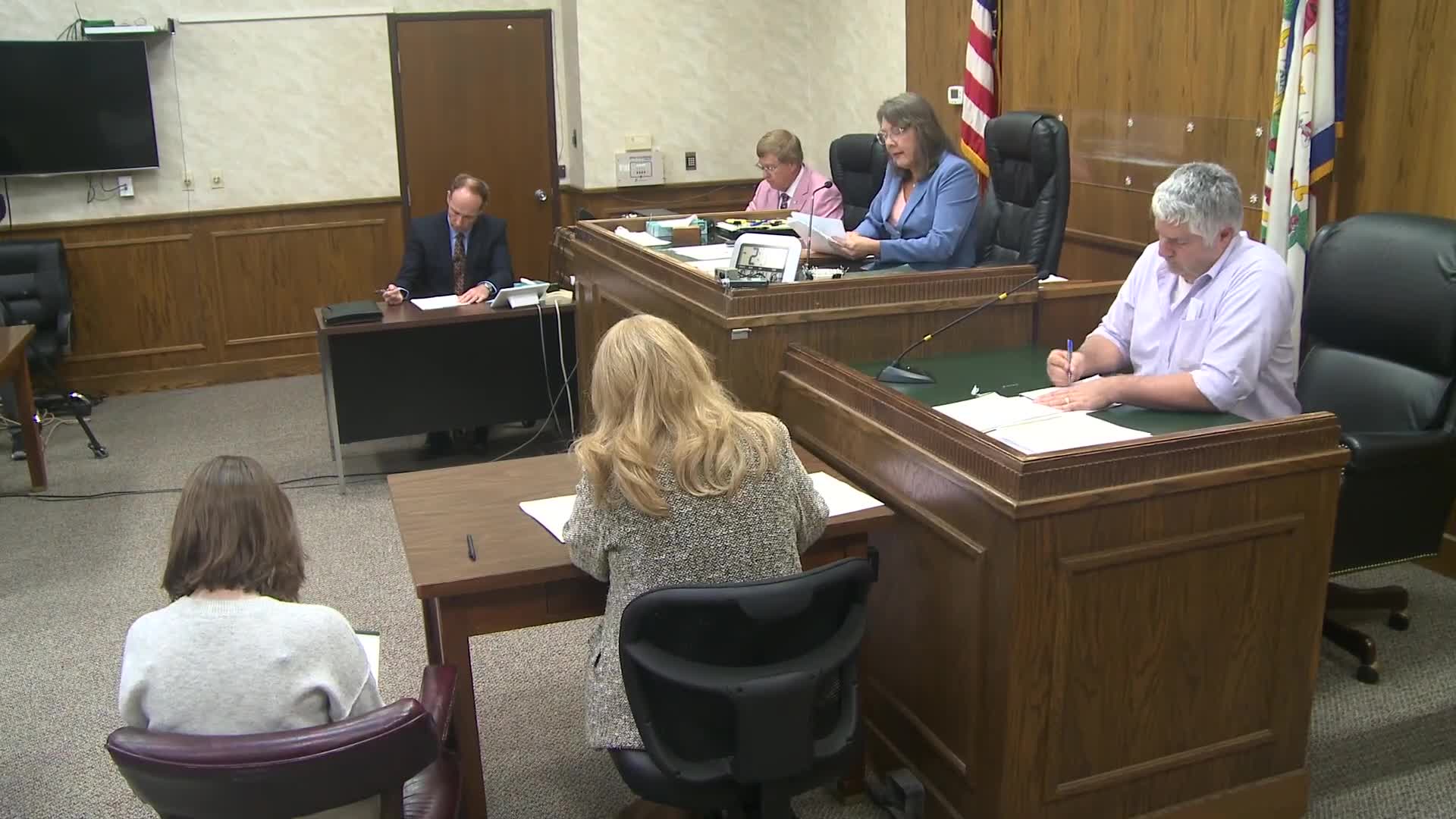 Hancock County awards management of Bridal Shelter to Jefferson County Humane Society