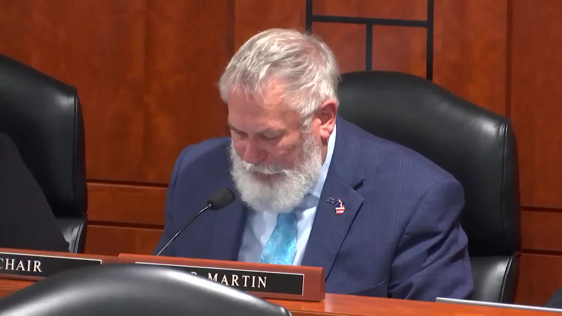 Bill to let guides or handlers legally dispatch wounded bears draws mixed testimony