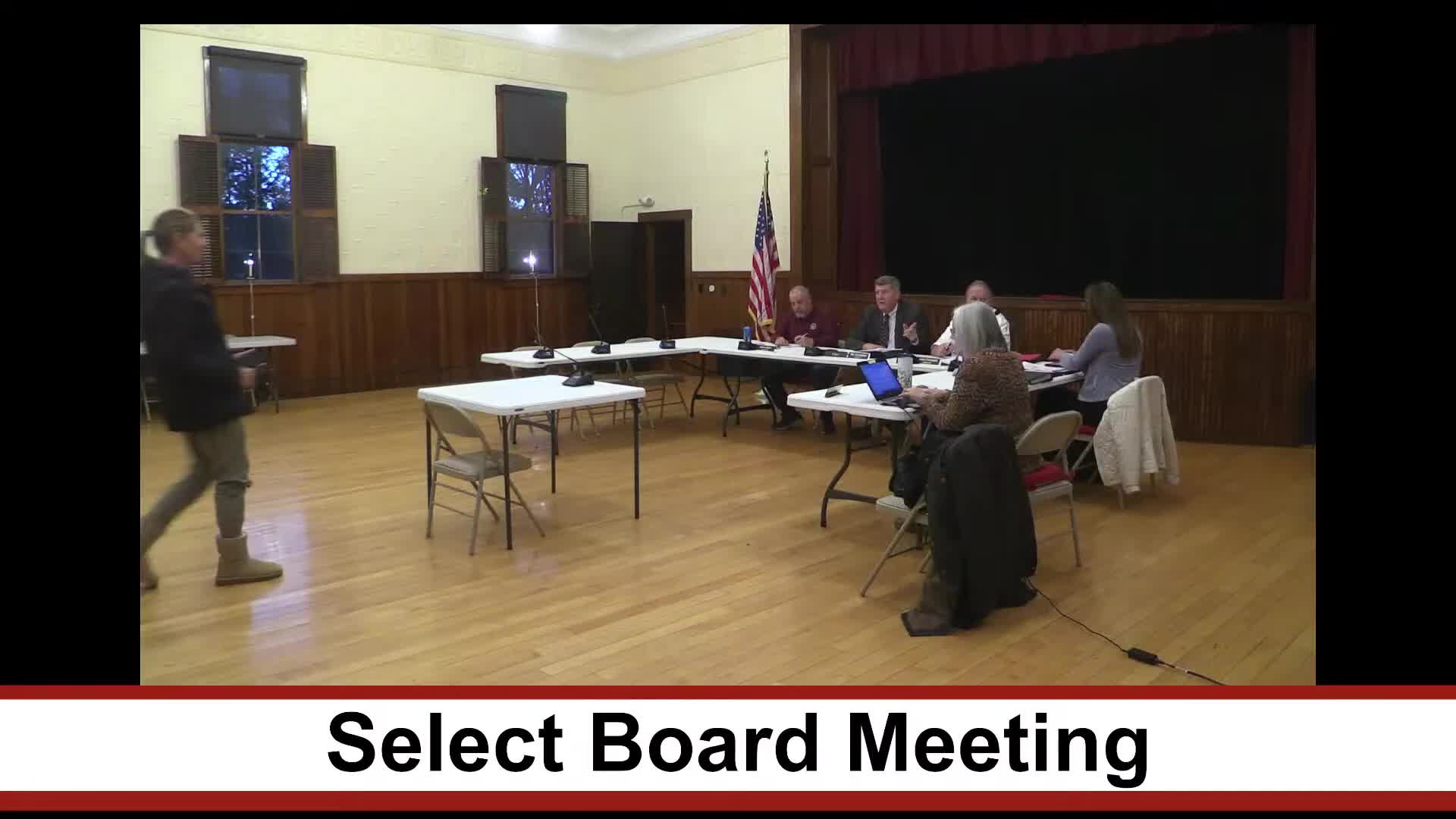 Residents press town to press state on Ashwood Veil washout and trespass risks