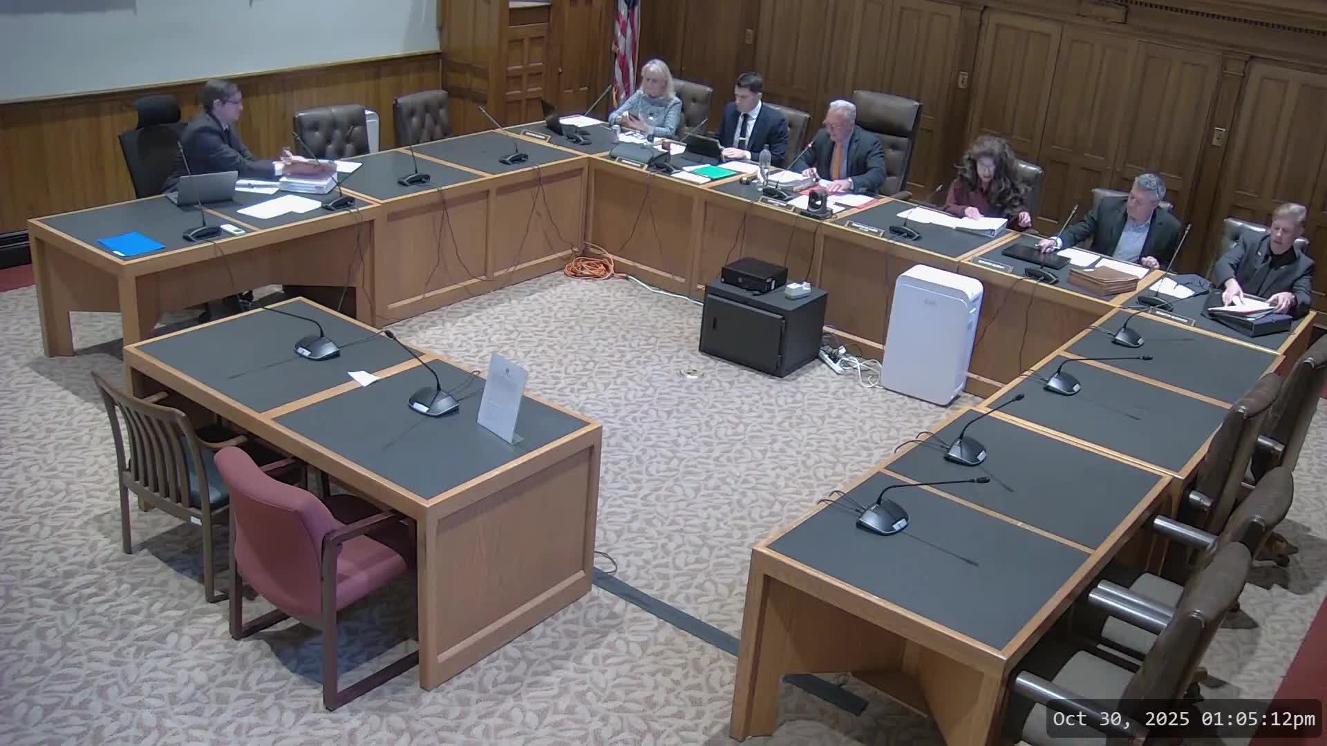 Senate commerce committee sends House Bill 410 on local building restrictions to interim study