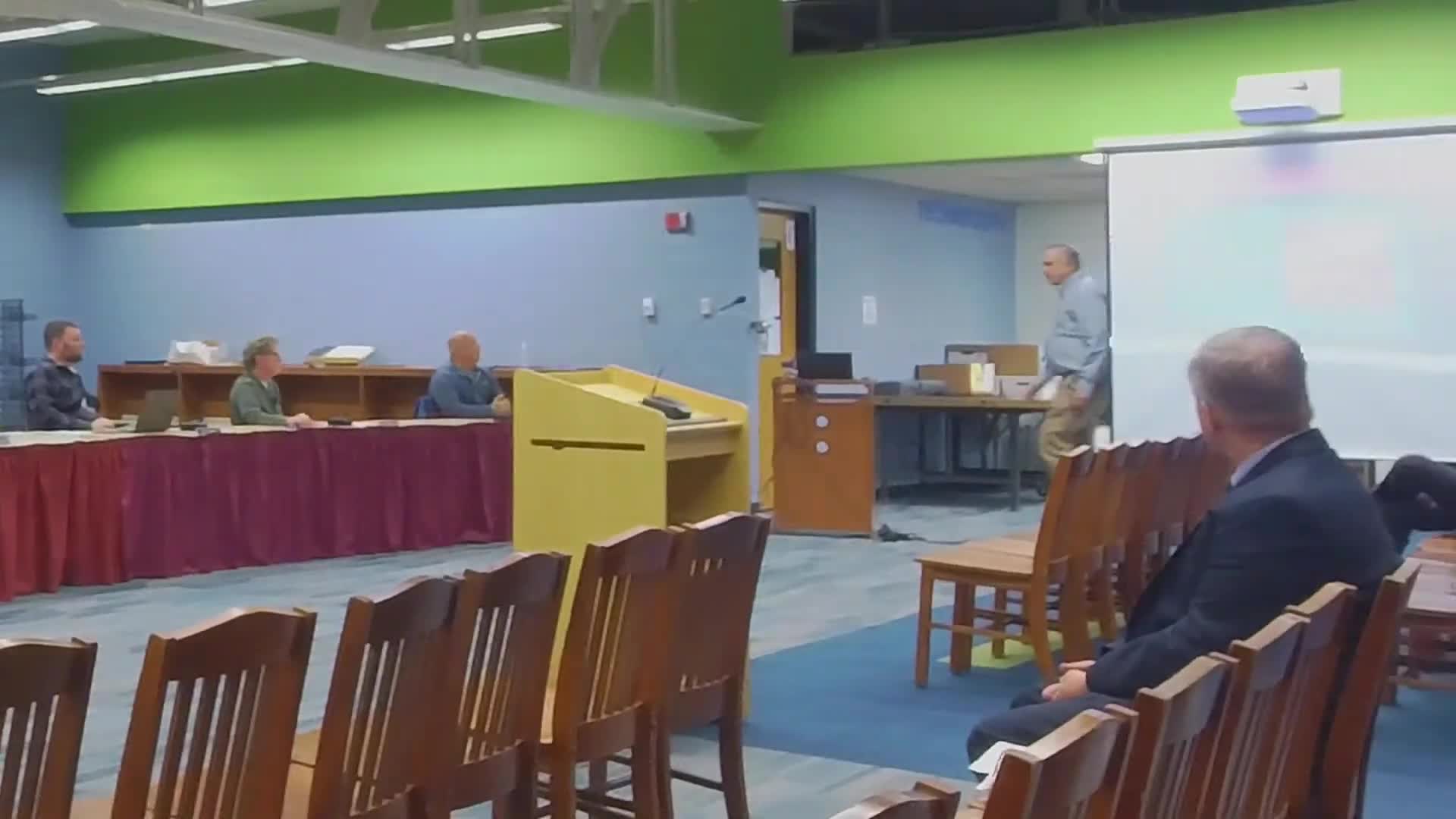 CitizenPortal.ai - Woodstock CUSD 200 reviews bus-tracking upgrades and ...