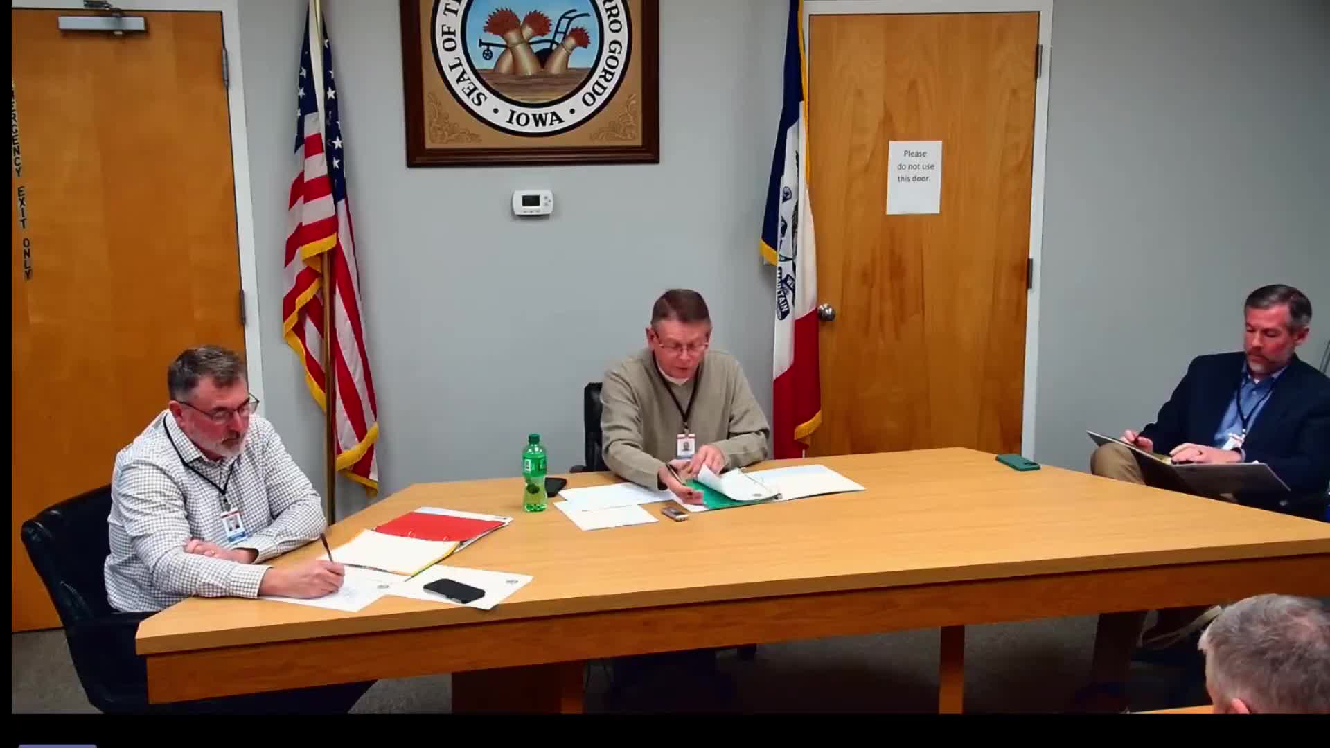 Supervisors assign Drainage District 35 tile problem to watchman; easement in District 89 sent for engineer review