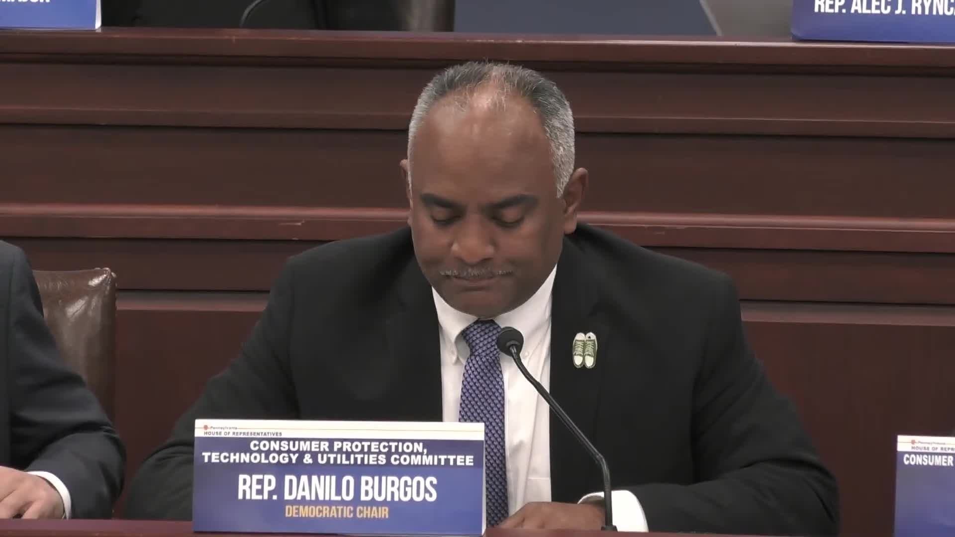 Committee backs PUC oversight of utility load forecasting after amendments