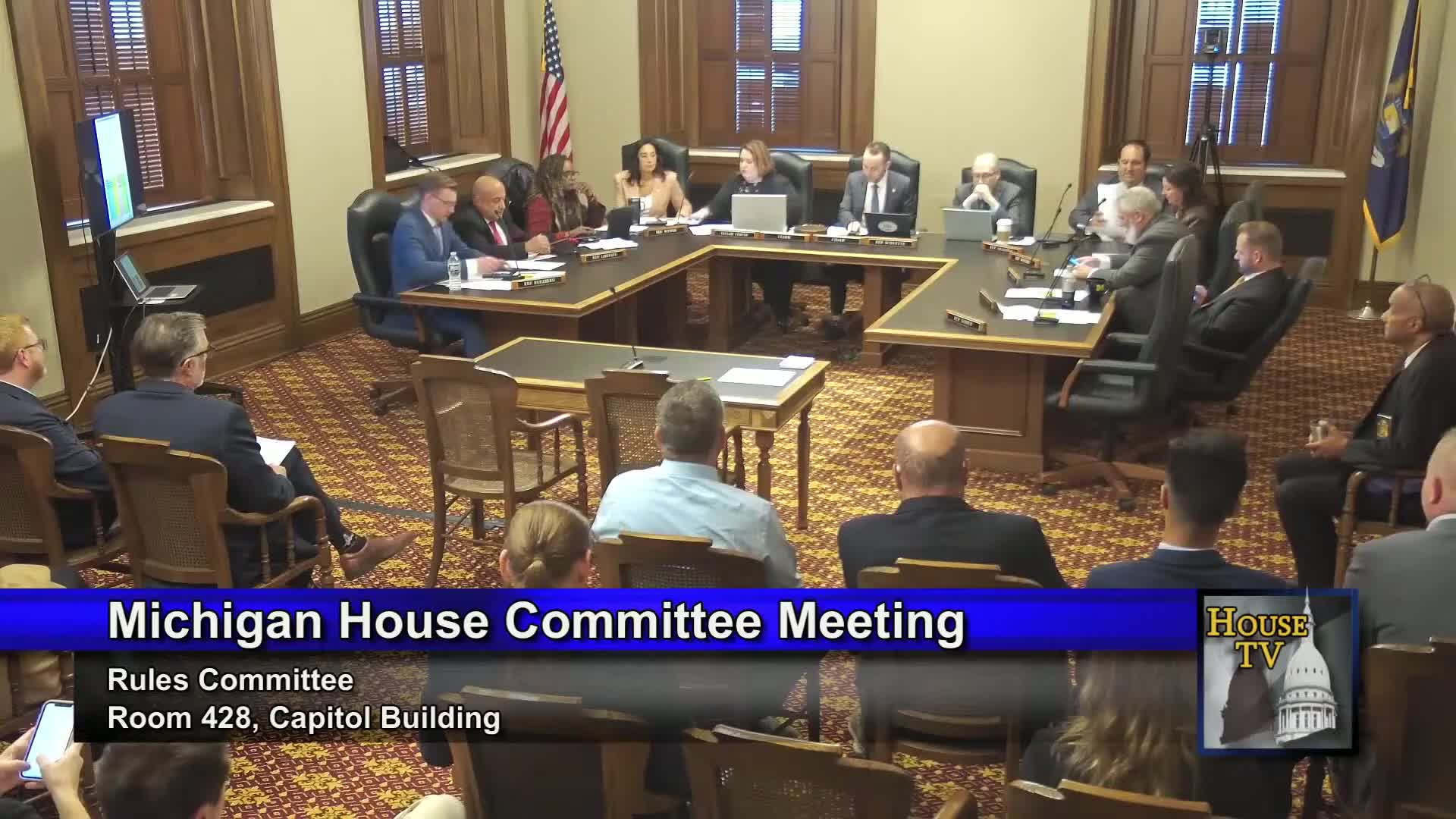 House Rules Committee advances three measures unanimously, adopts substitutes on licensing bills