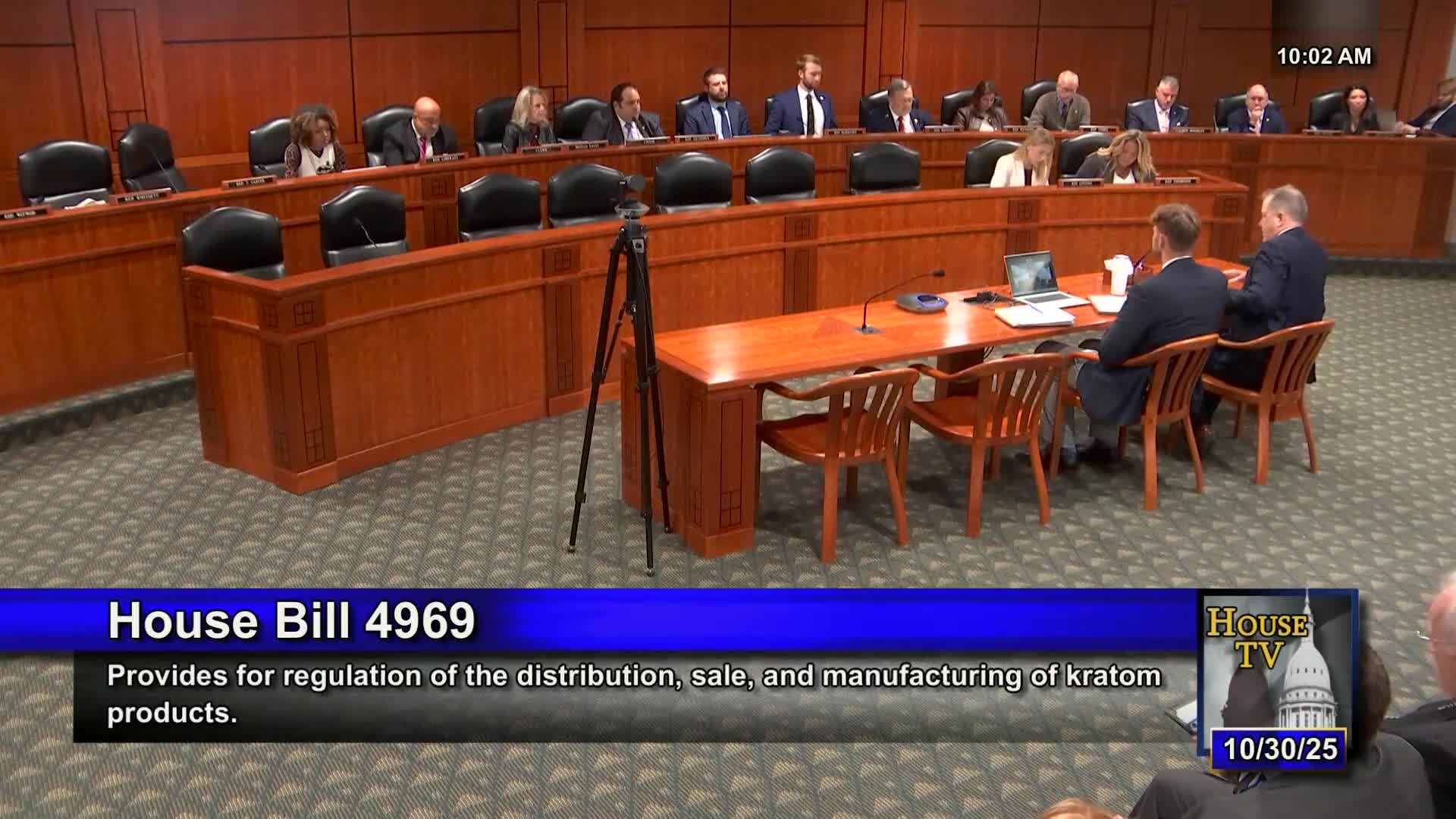 House committee hears emotional testimony, advances consideration of kratom regulation bill