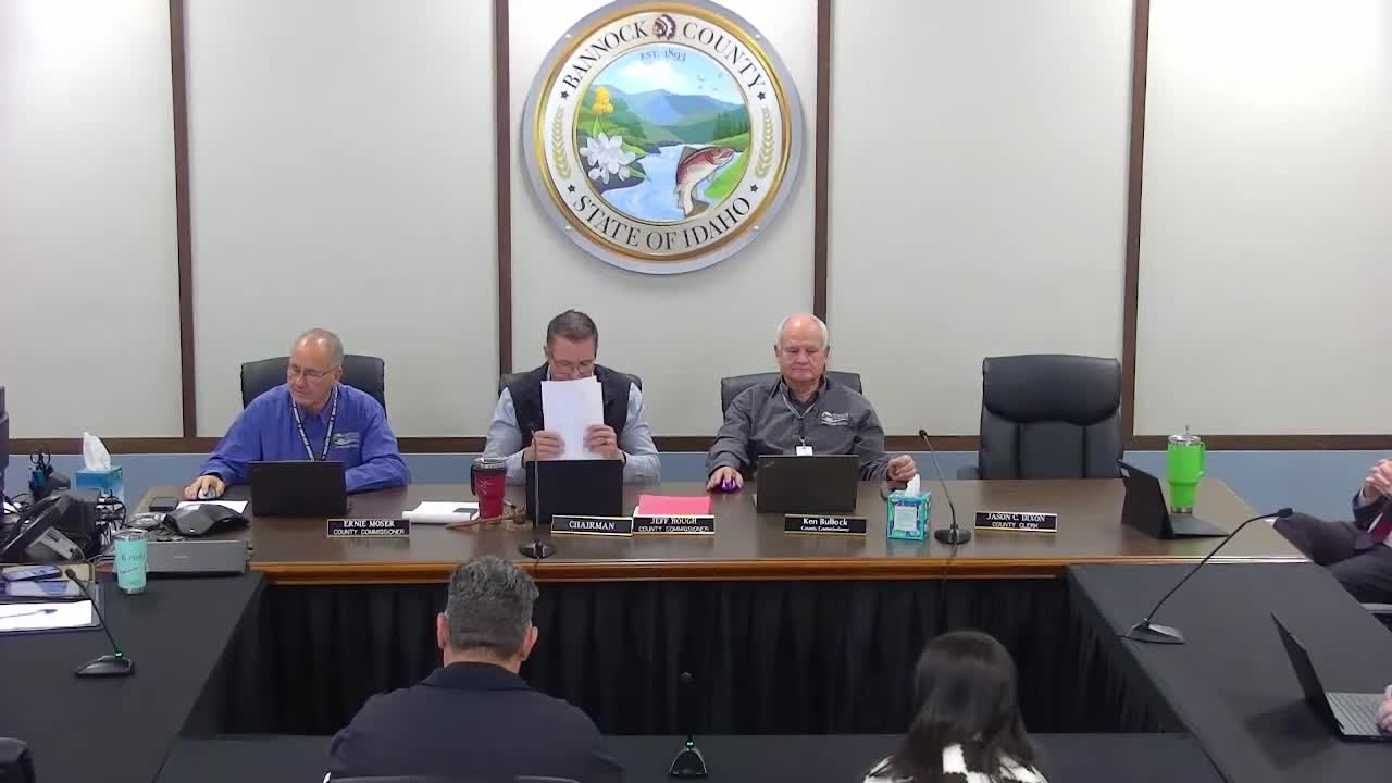 Commissioners waive Pavilion fee for Thanksgiving food-drive fun run 'Wobble the Gobble'