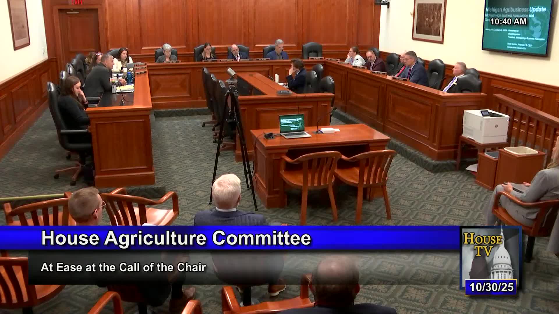 House agriculture committee unanimously refers House Bills 4881 and 4882 to Rules
