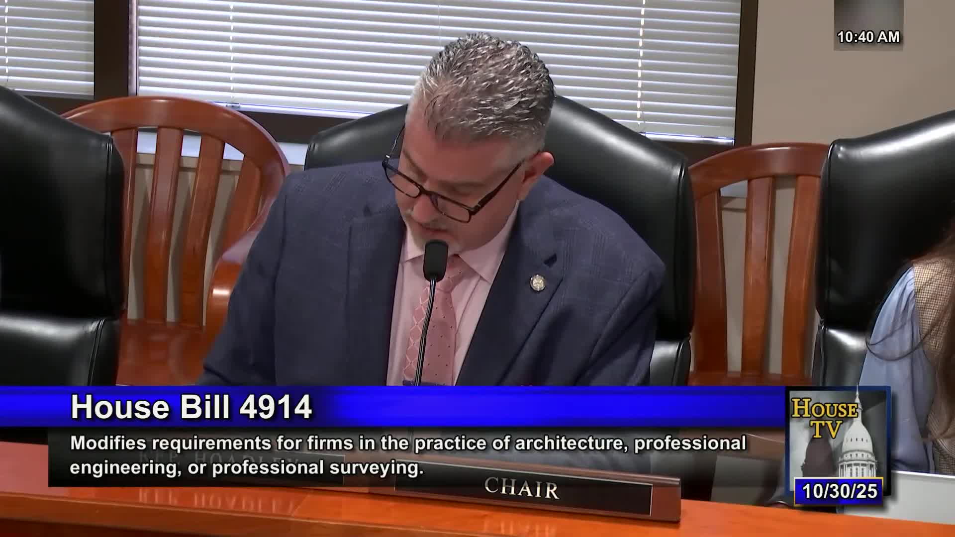 House Economic Competitiveness committee adopts substitutes, reports five bills to rules