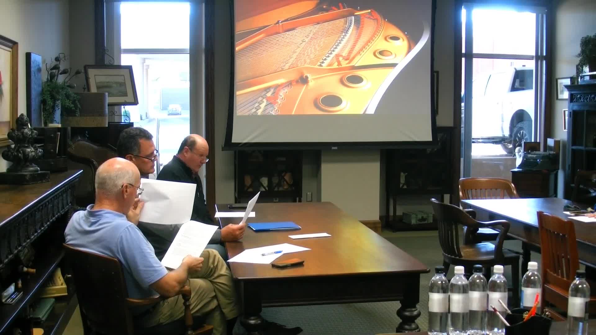 Alva board approves OG and E agreement to supply parking lot lighting, notes roughly $2,000 monthly cost