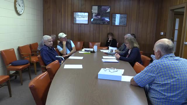 Edgar County commissioners set hearings on solar-and-battery ordinance after lengthy tax, decommissioning debate