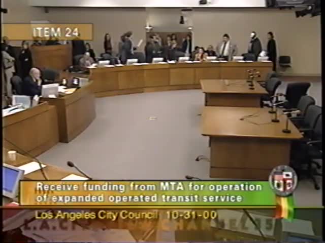 Council delays decision on City Hall snack shop and possible Project Restore use; asks staff for report