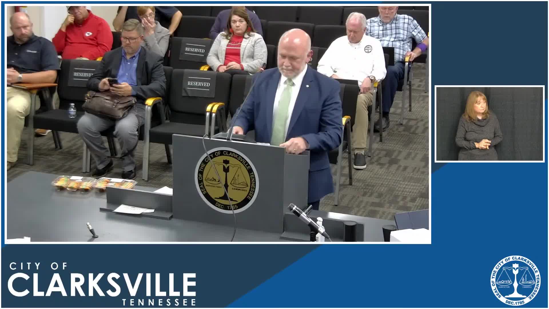 Council reviews ordinance to create five-member Gas & Water board amid questions on rates and representation