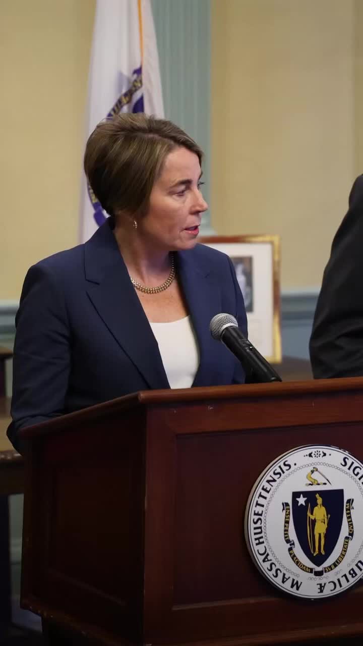 Public commenter urges President Donald Trump to pay full benefits during government shutdown