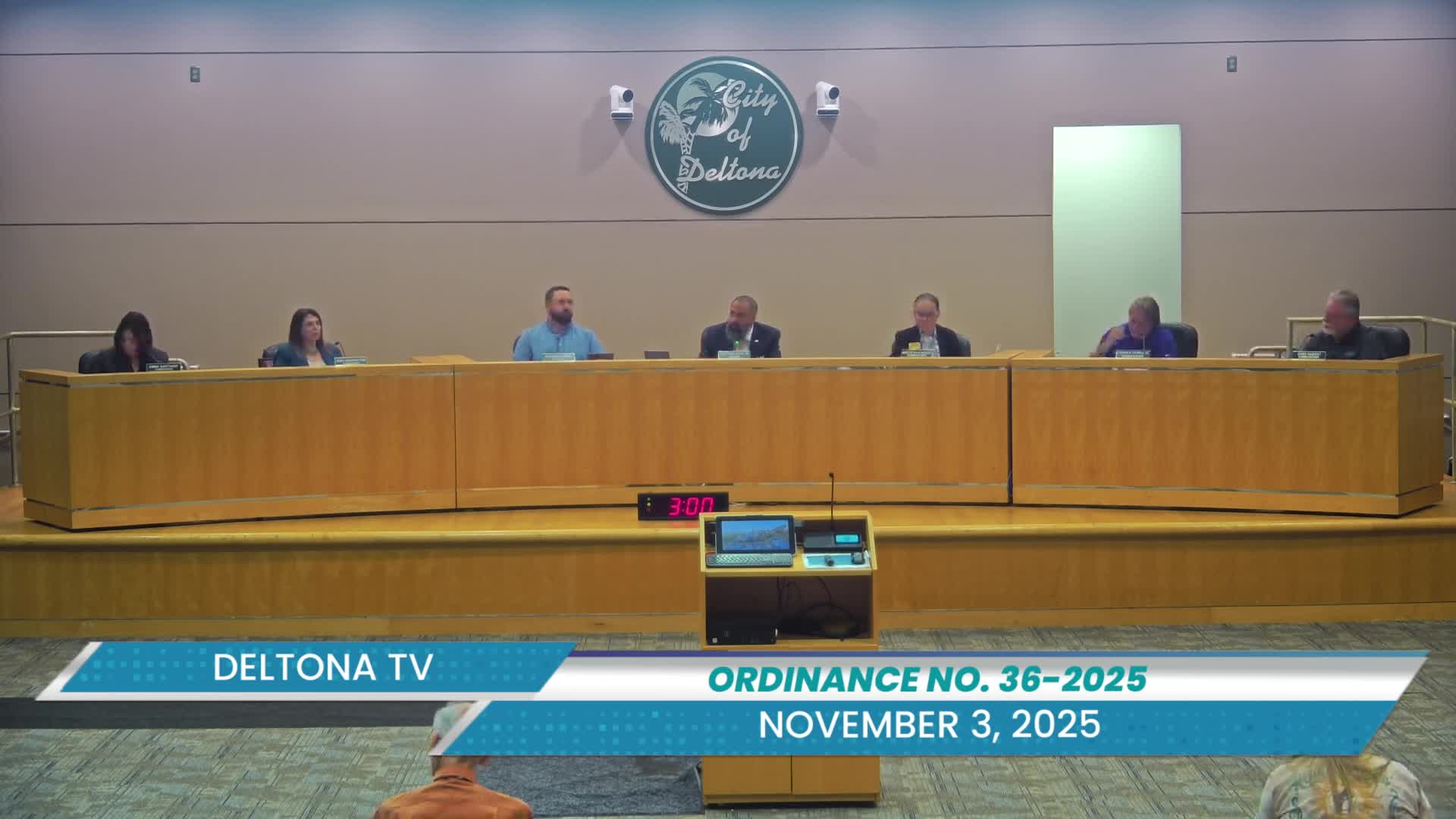 Commission approves first reading of updated antenna and tower rules