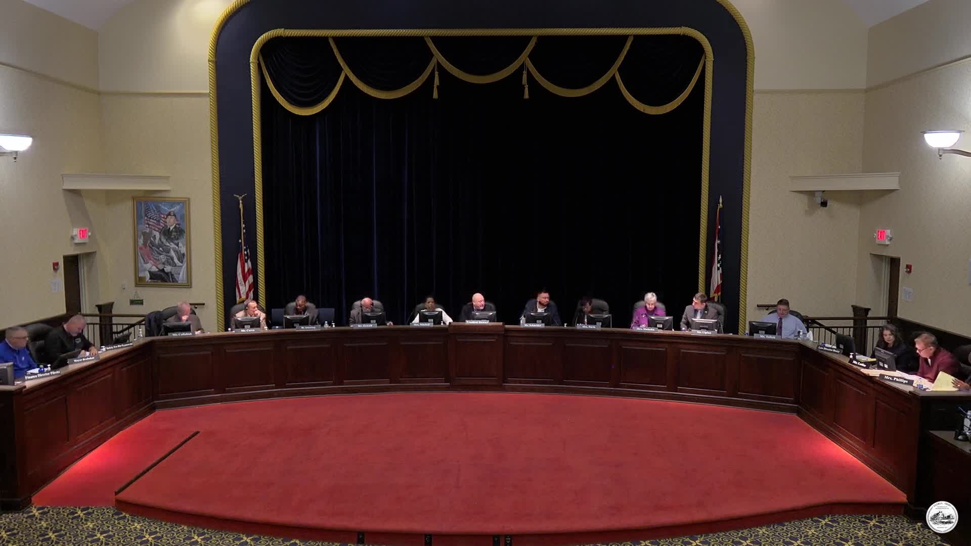 Resident urges council to retain traffic signal at Oberlin Road and West Avenue over pedestrian and event-safety concerns