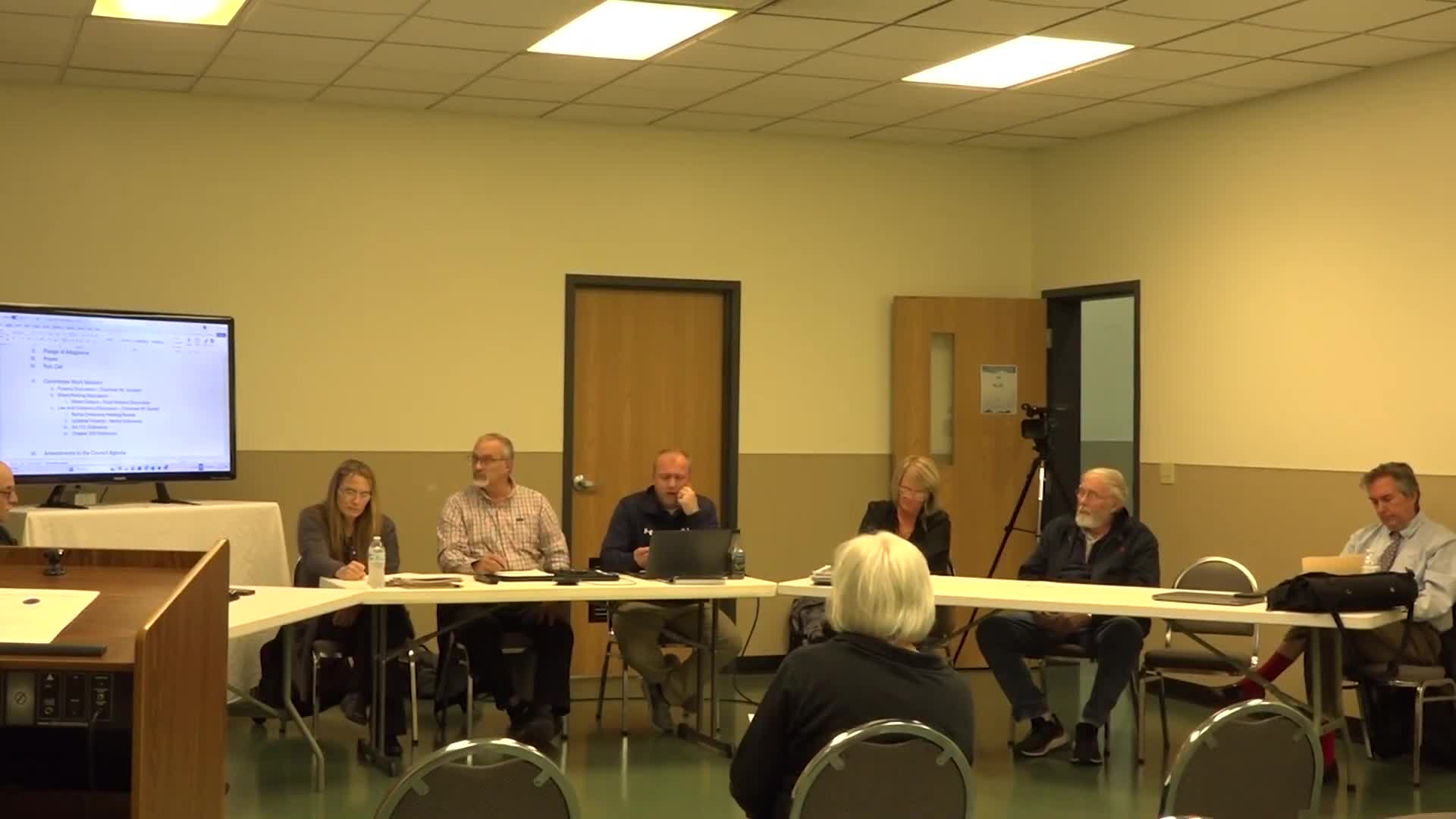 Council continues work on rental ordinance; staff to circulate draft before November meeting