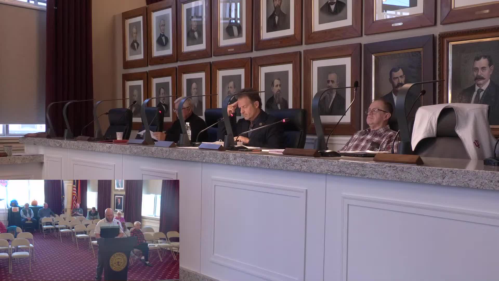 Board OKs Christmas parade and festival street closures, vendors and parade contracts