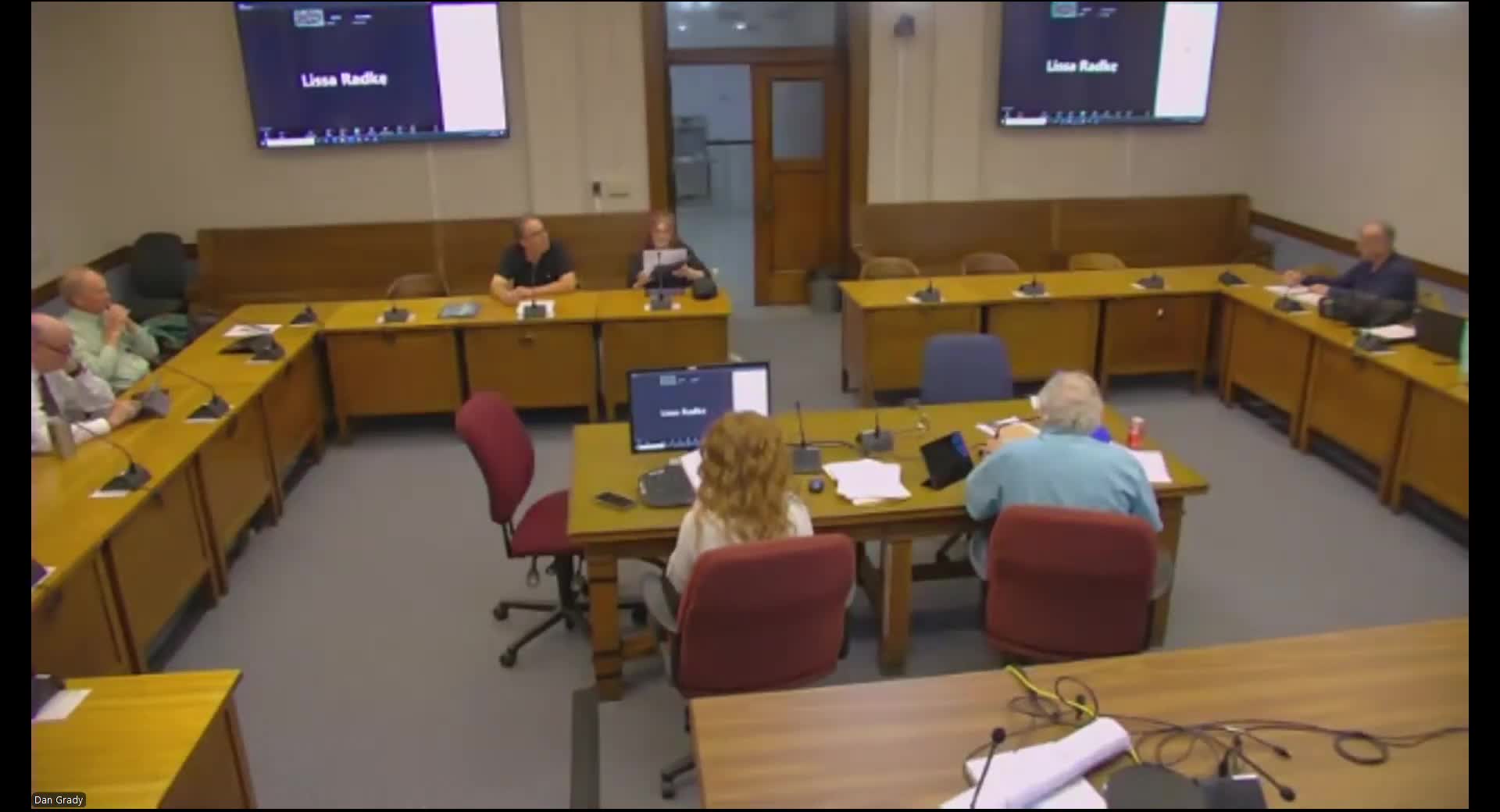 Ashland County committee trims, clarifies comprehensive-plan survey; sets January release