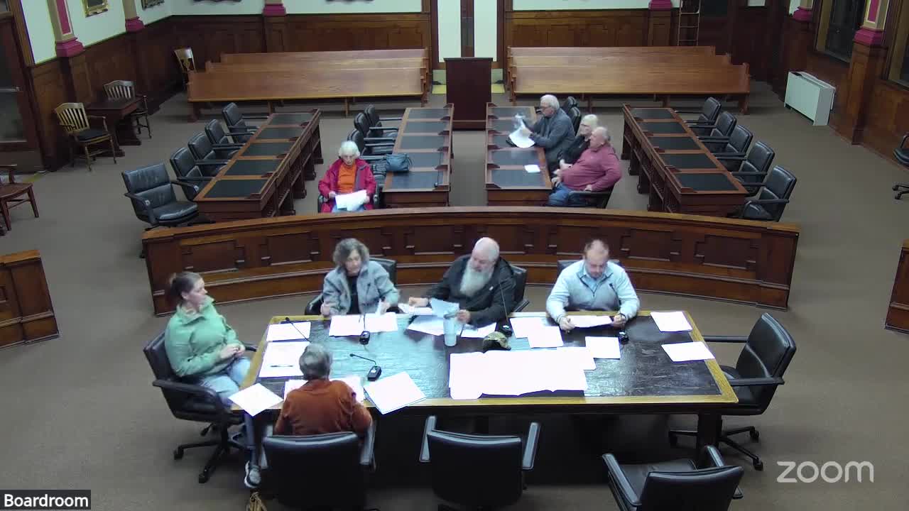 Lee County panel recommends limited backyard chickens, adopts new setback rule