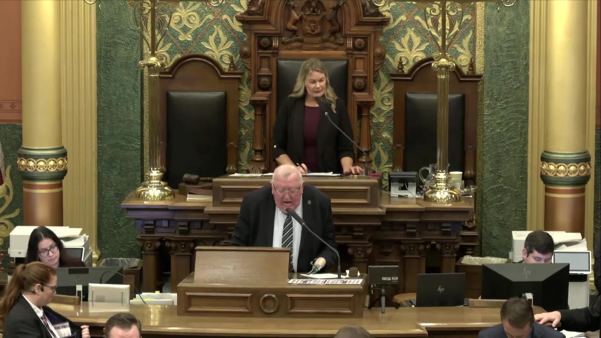 House advances and passes amendment to Judicature Act; almost unanimous vote