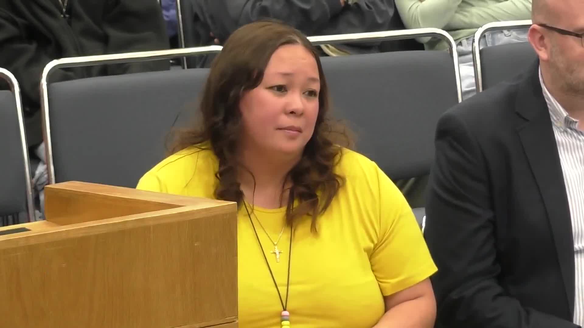 County auditor issues clean opinion but flags fund‑balance use and federal timing risks