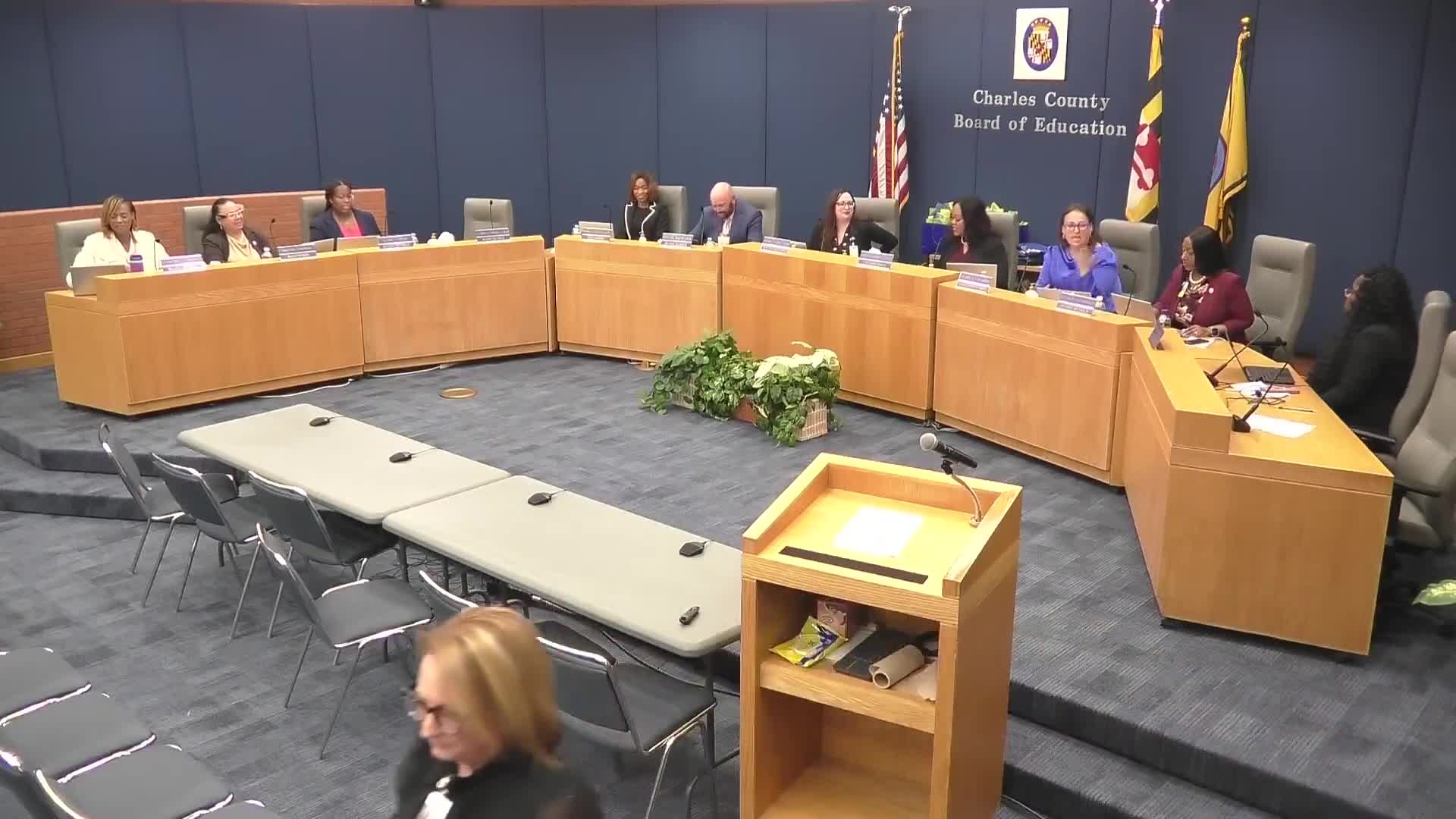 Board backs pilot peer‑court program to address elementary behavior problems