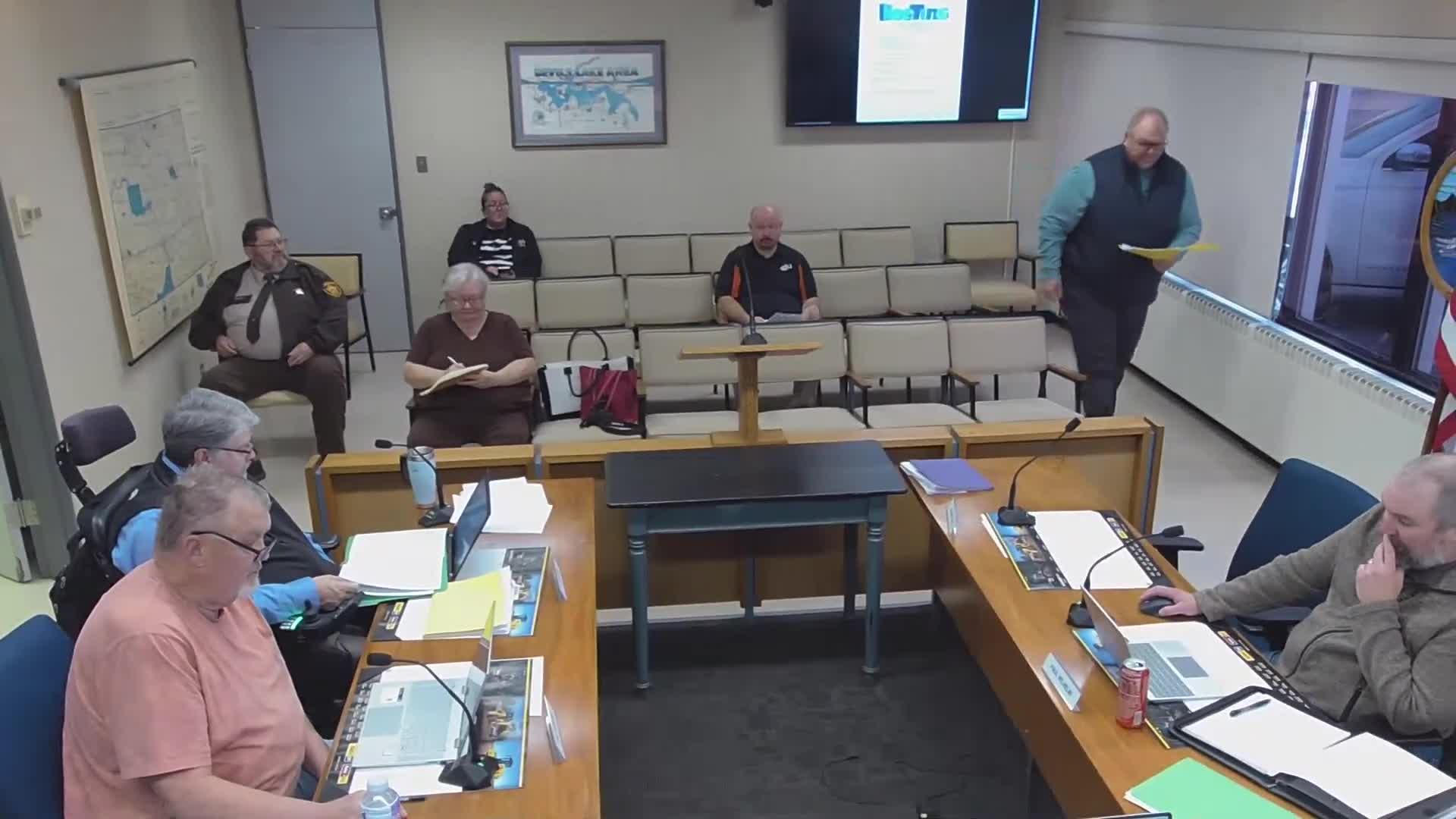 Ramsey County approves highway payments, funds engineering study and buys snow pusher; reclaimer rental to private contractors halted