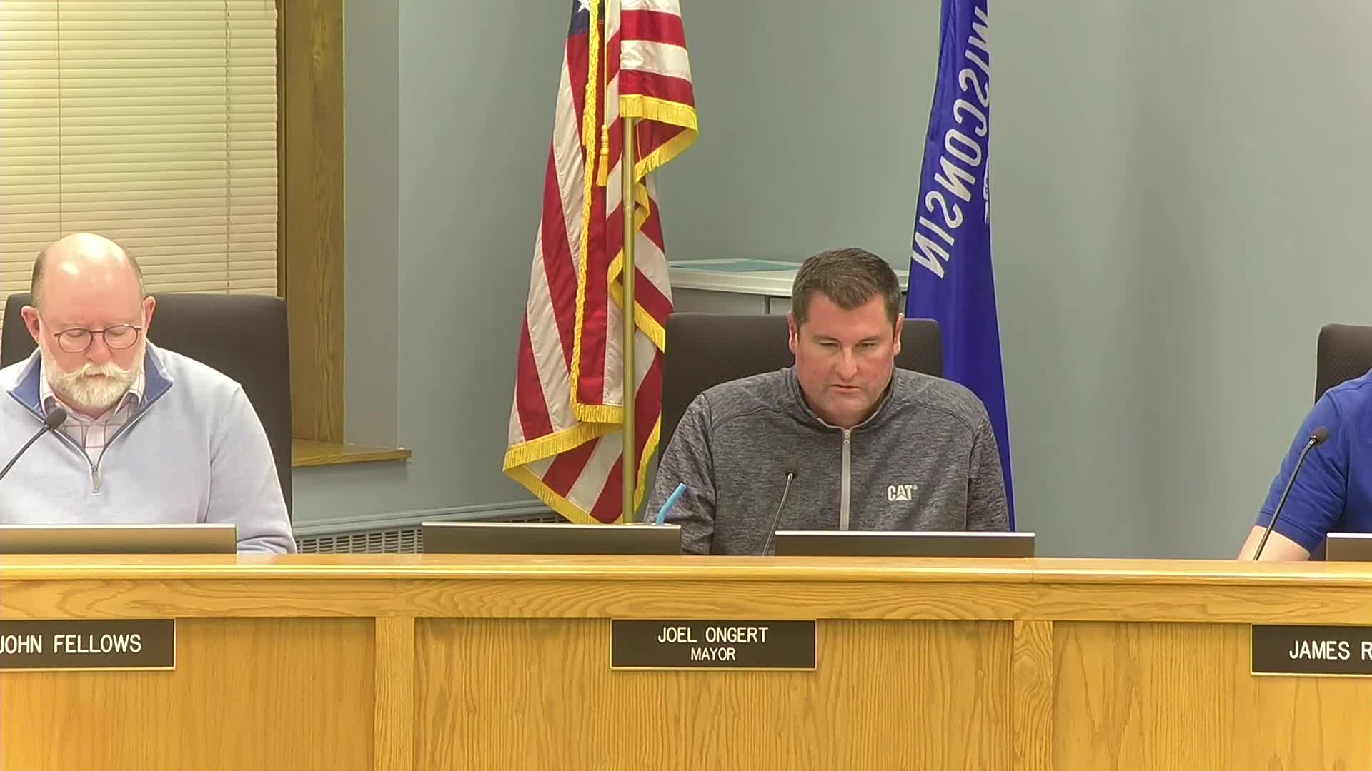West Bend Plan Commission approves multiple CSMs, Parrish site plan and Lakewood Farms final plat; one abstention recorded