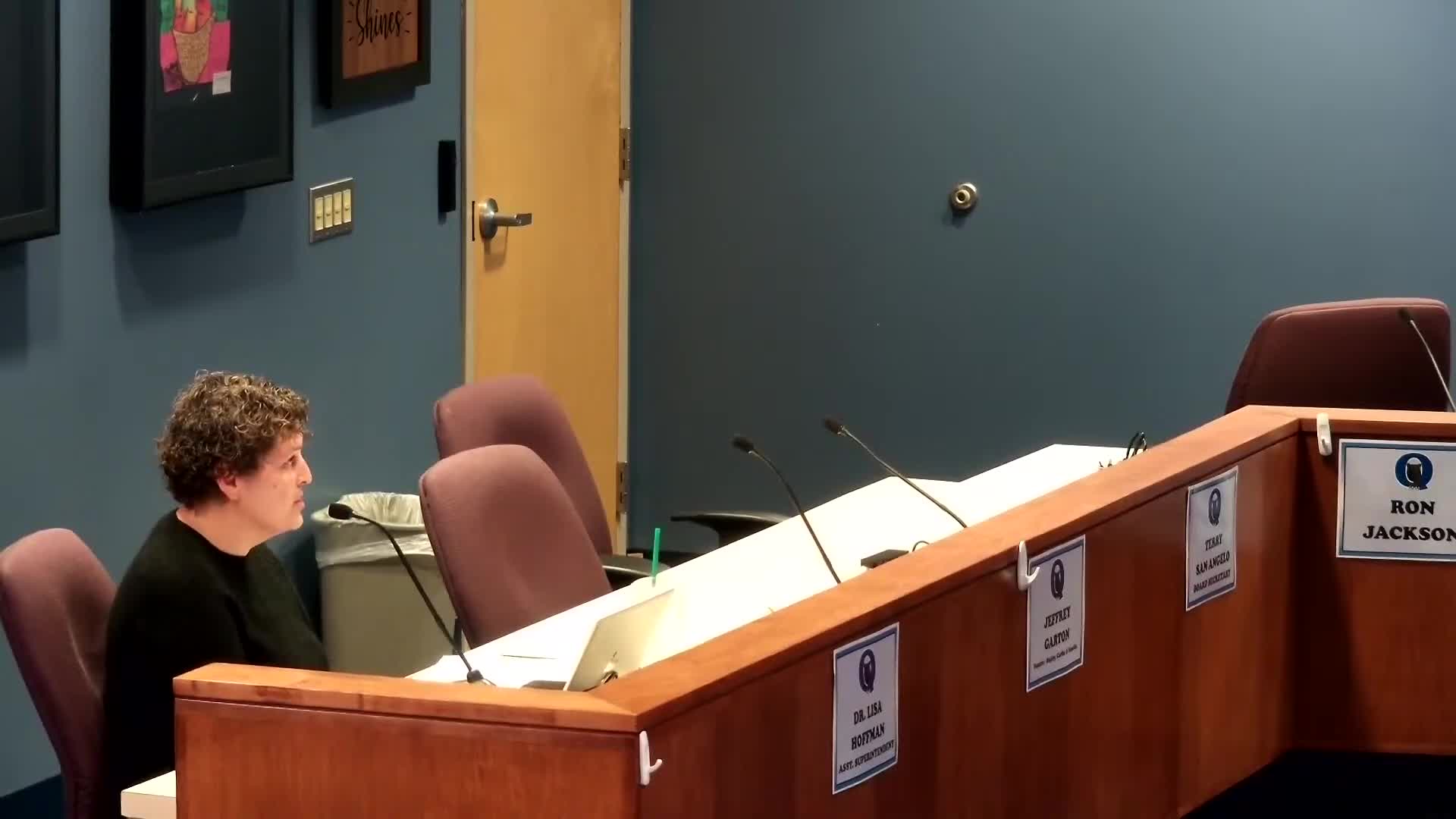 Quakertown administrators flag program-completion concerns at regional technical school; recommend phased approach on ninth-grade entry