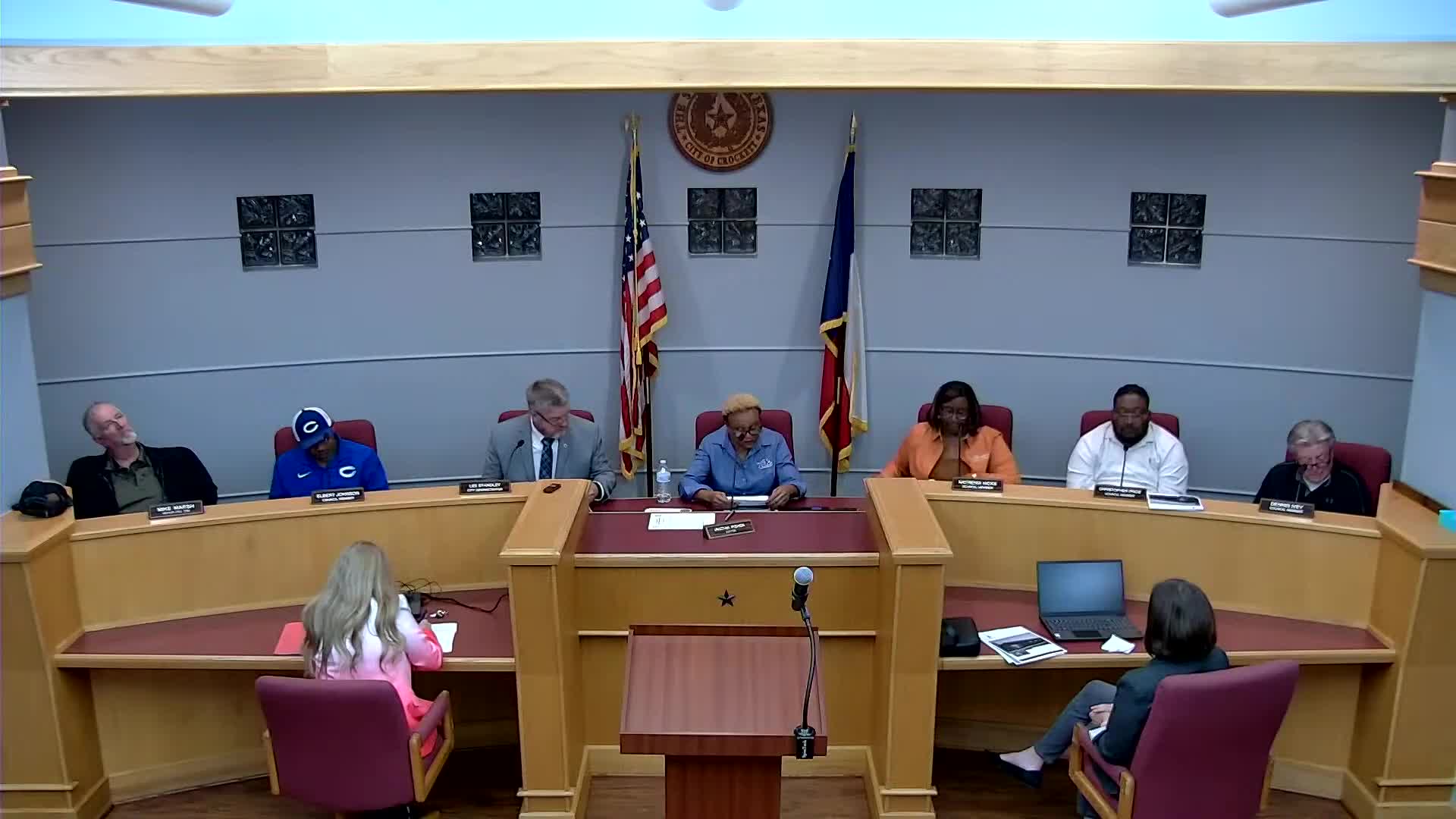 Council approves motion to allow attorney to recapture Lot 1 in Crockett Industrial Park