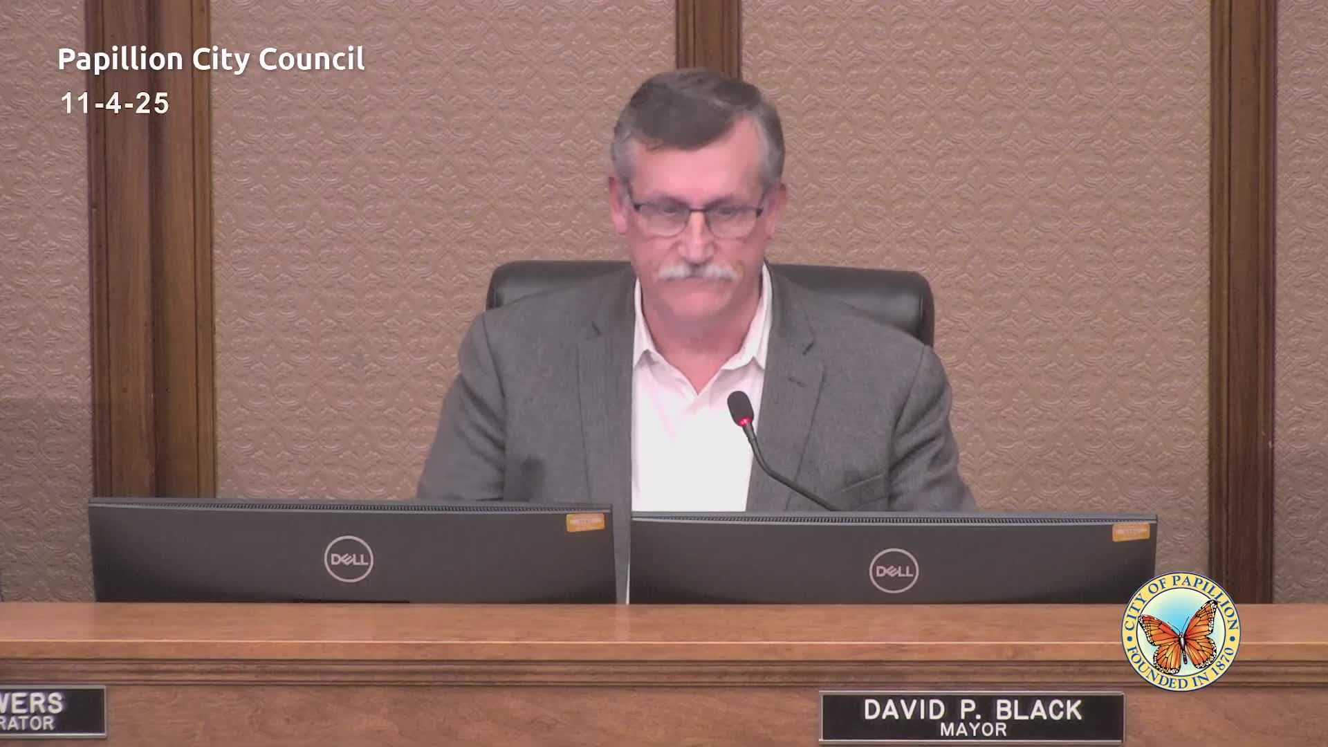 Papillion residents recount dog attacks and press council to draft stricter controls; issue sent to public safety committee