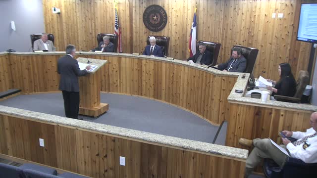 Kaufman County court approves routine infrastructure and plats, accepts donation and hears foreign-trade zone briefing