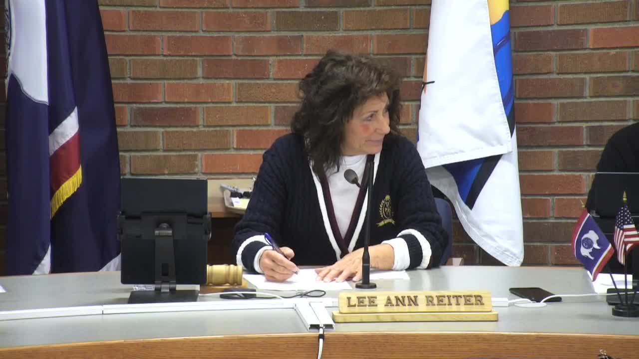 Council approves multiple zoning and code ordinances on final reading; several public-safety and utility ordinances advanced