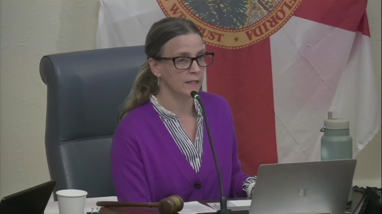 Board continues multilot tree‑removal application in Madera Phase 3 to Dec. 2 after residents raise canopy and flooding concerns