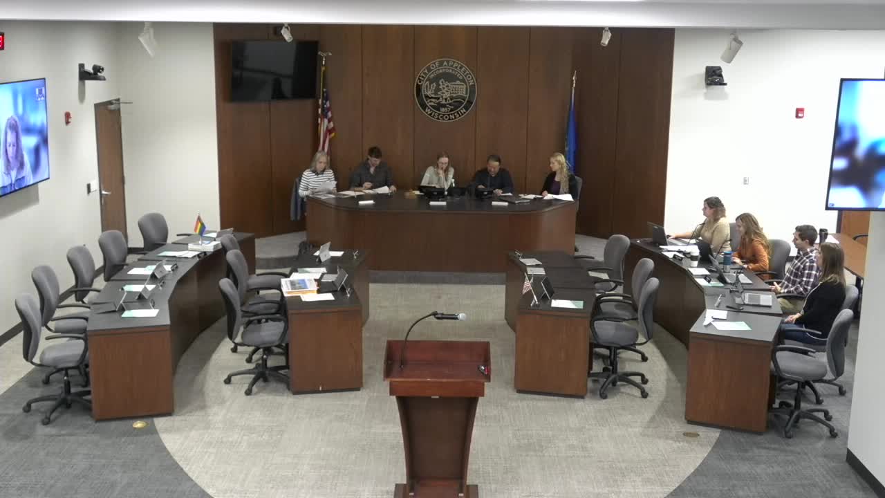 Appleton Public Arts Committee approves 12 photos to refresh Houdini Tower display