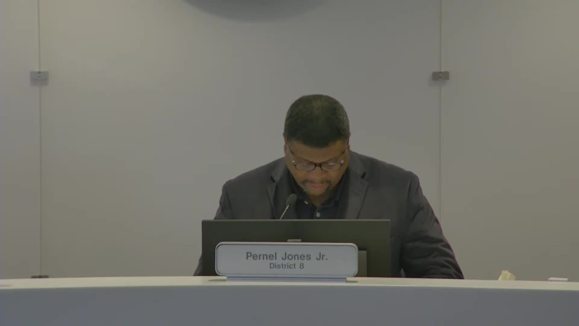 Committee approves $3.64 million sewer-rehab award to United Survey