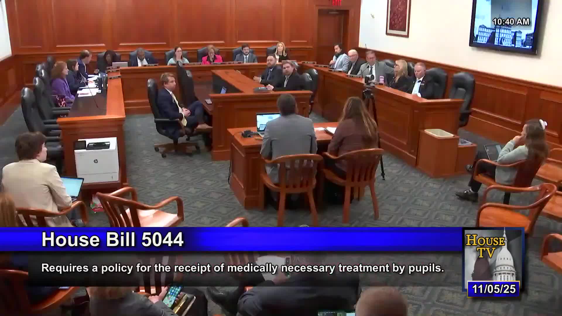 Committee hears divided testimony on bill to allow clinical ABA providers in schools