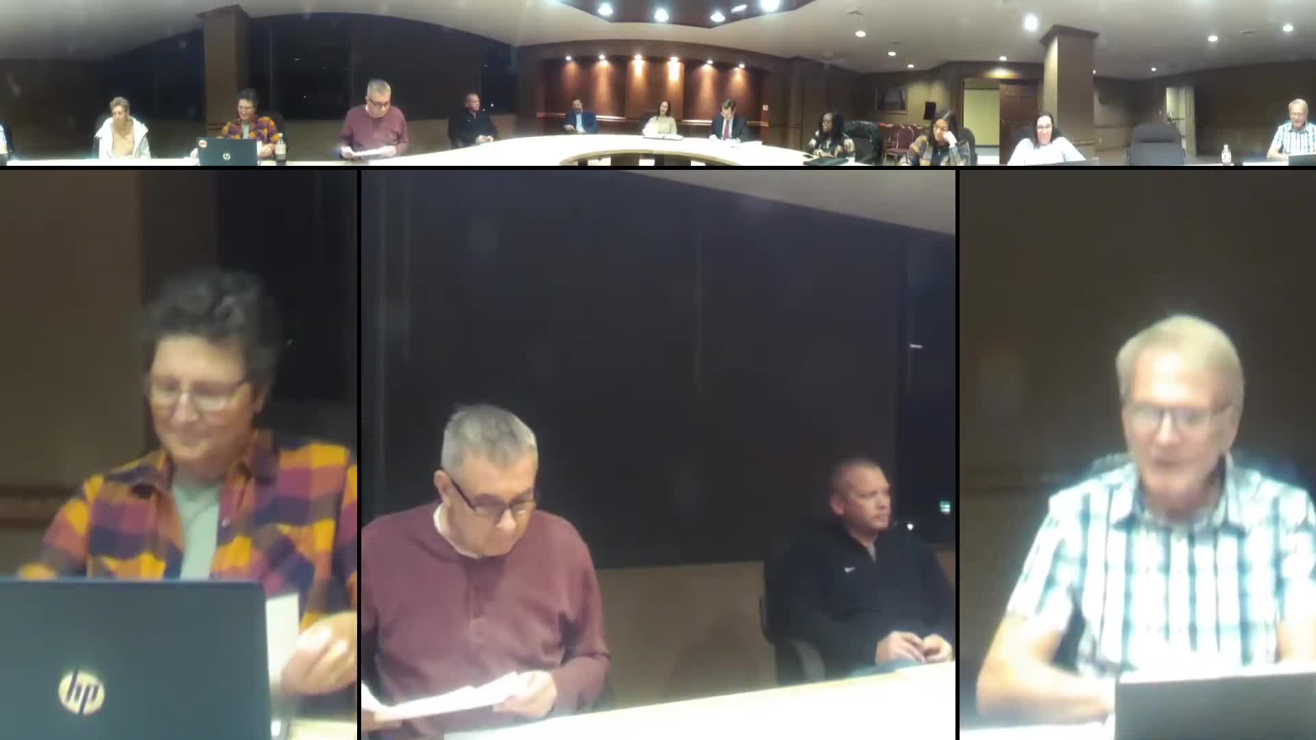 Circuit clerk: 3,000 jury-questionnaire postcards mailed; some appearance fees set to $0 by state changes