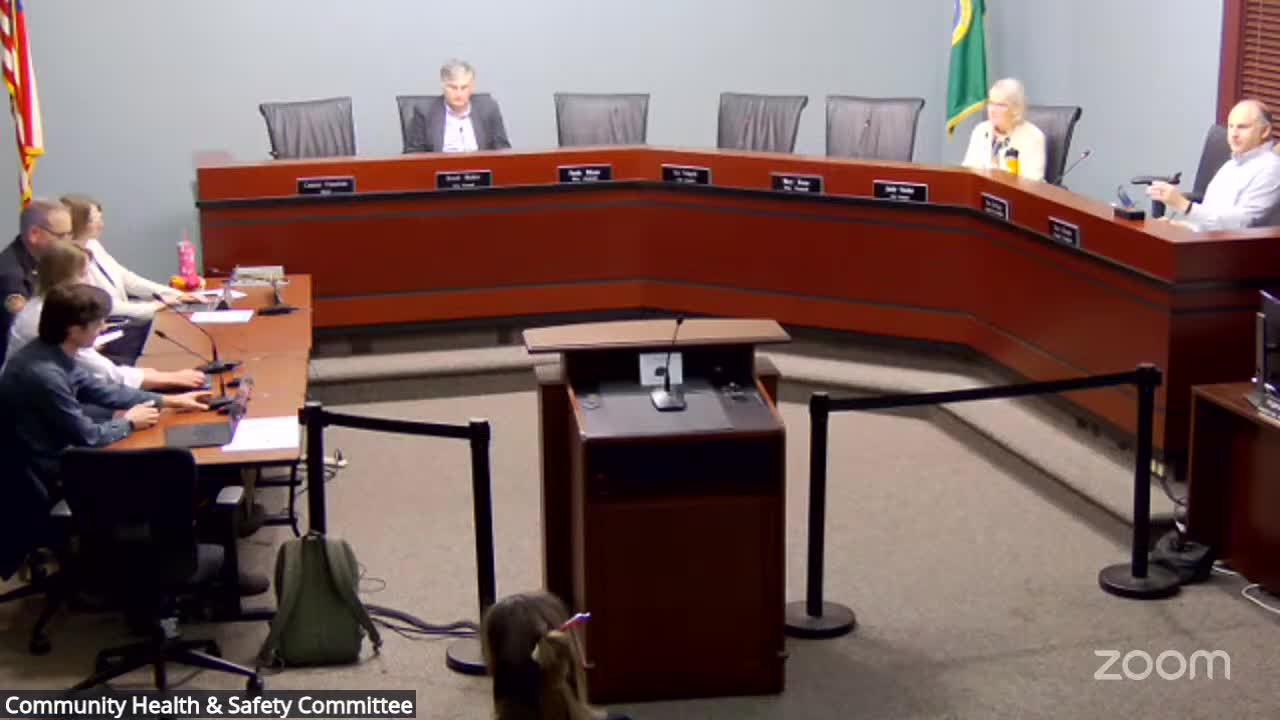 City staff outline public-health and enforcement challenges from unlicensed street food vendors