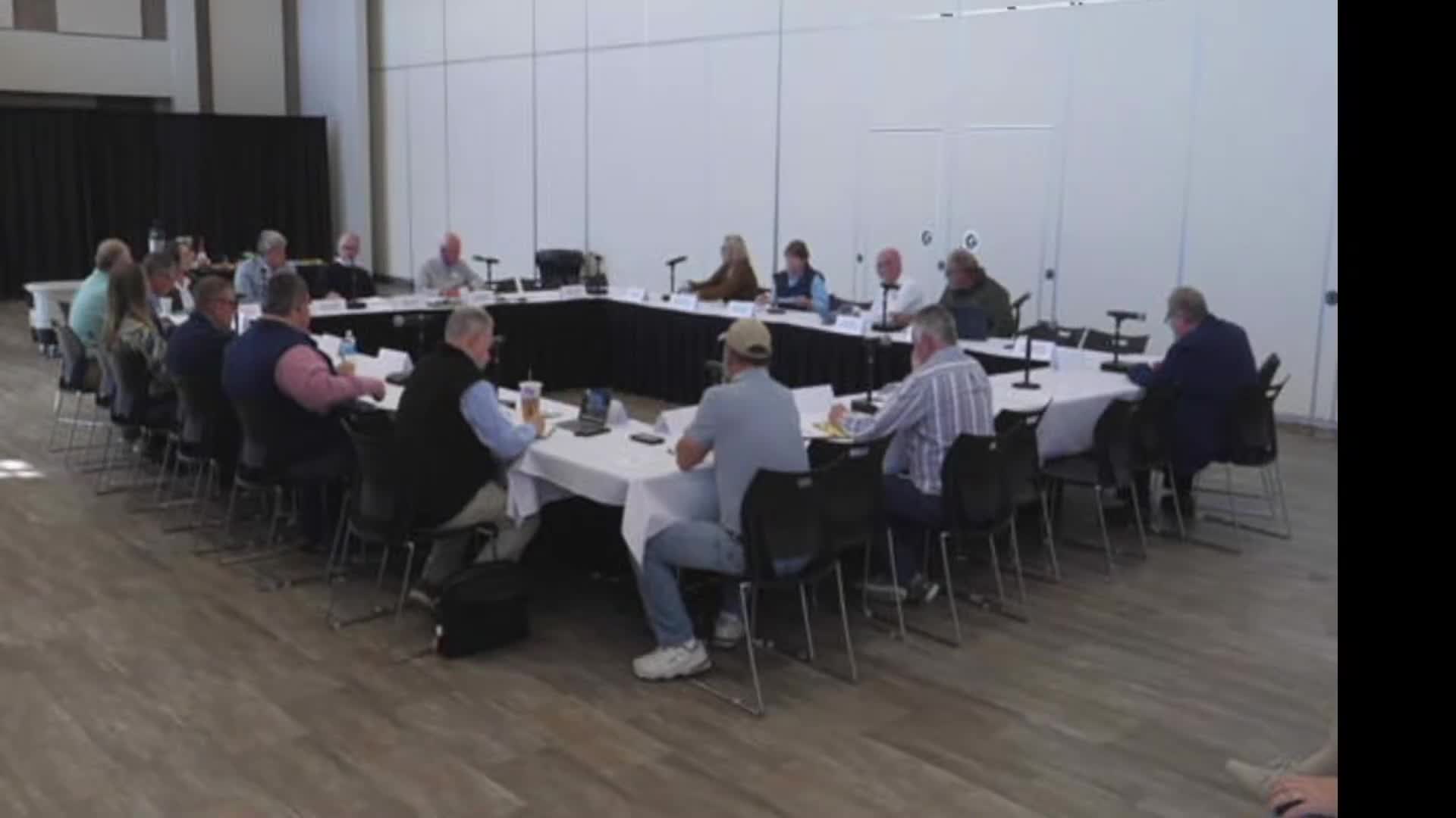 Coastal counties draft resolution opposing proposed blue crab cuts, urge public comment ahead of Nov. 19–20 hearings