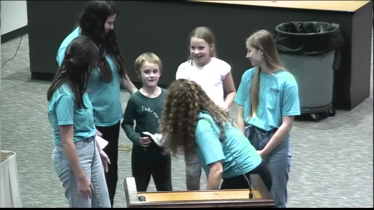 Wrightsboro Elementary describes bilingual ‘1 School, 1 Book’ family literacy program