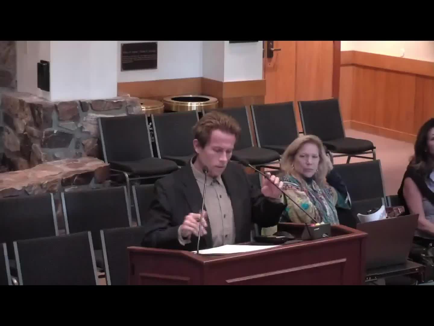 Planning commission approves 2025 Turkey Trot permit; finds event exempt from CEQA