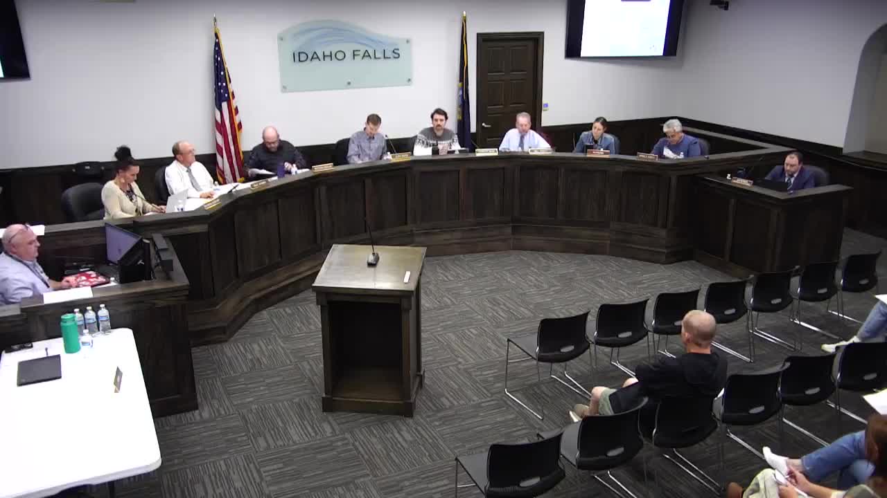 Planning commission approves annexations and plats; records votes to send CIP update to council
